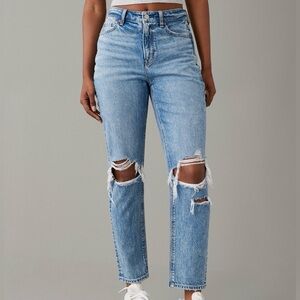 American Eagle Strigid Mom Jean